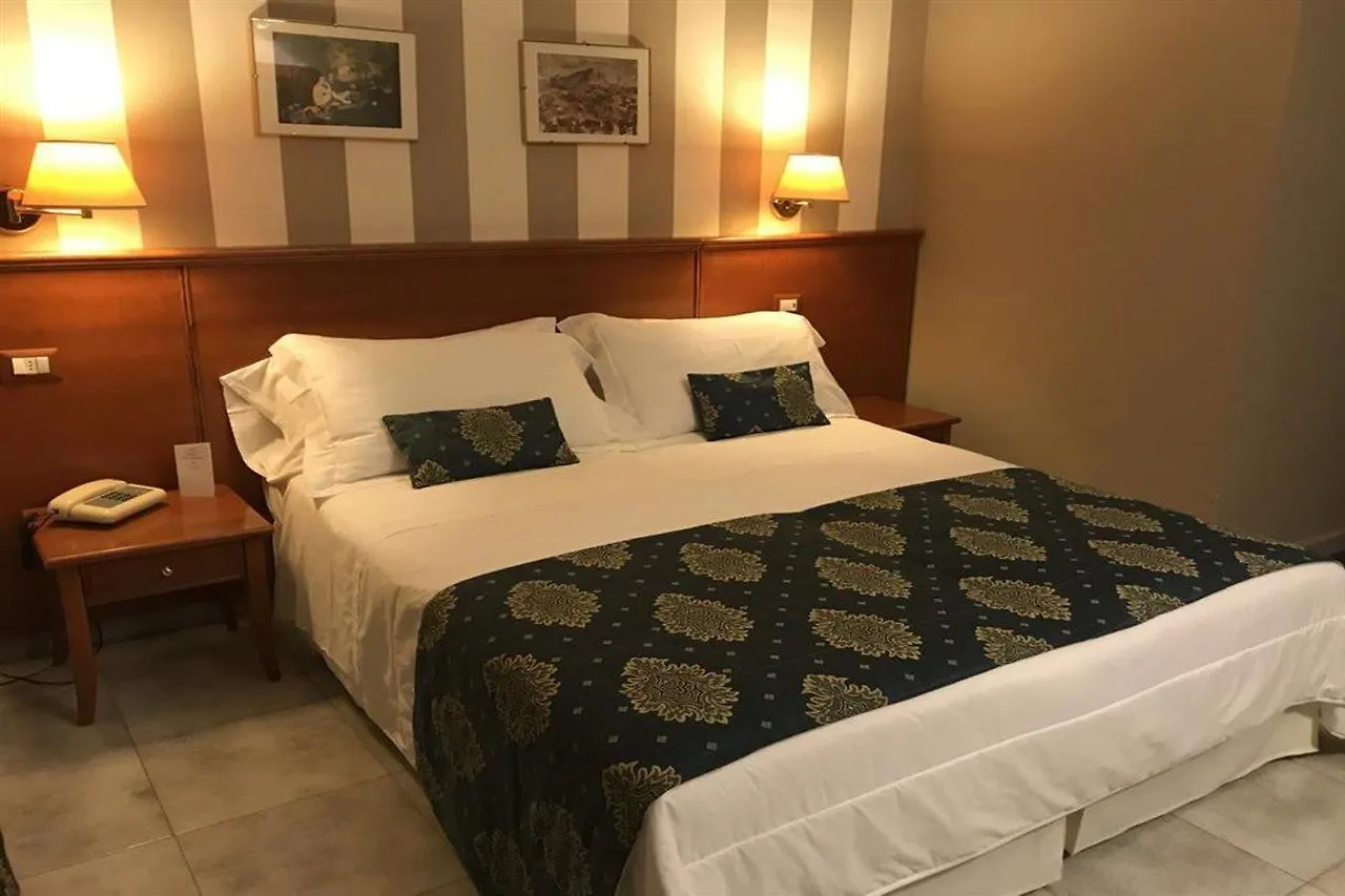 Hotel Redebora Torregrotta