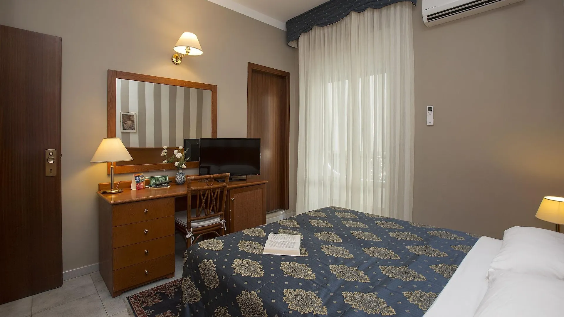 Hotel Redebora Torregrotta