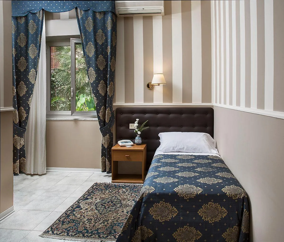 Hotel Redebora Torregrotta