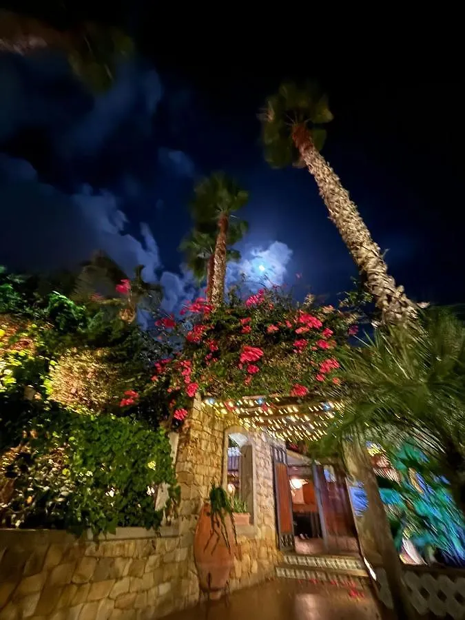 Hotel Redebora Torregrotta 3*,