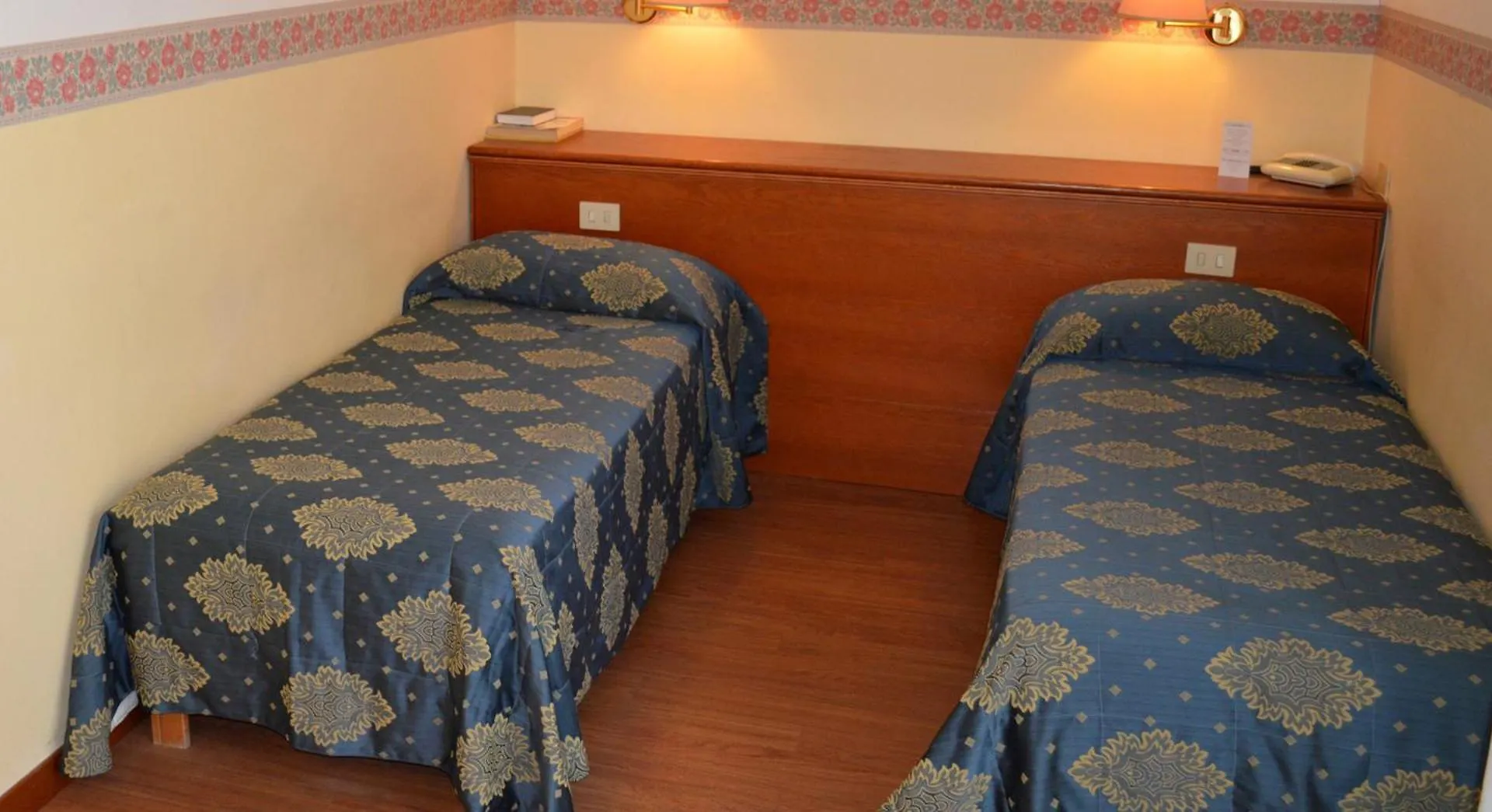 Hotel Redebora Torregrotta