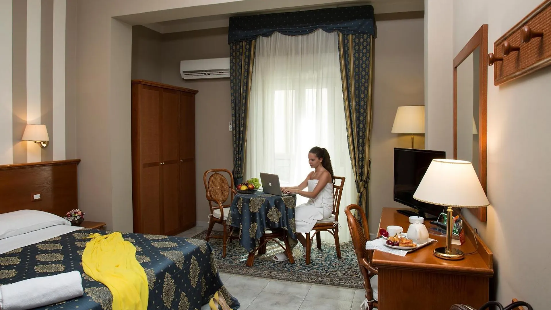 Hotel Redebora Torregrotta