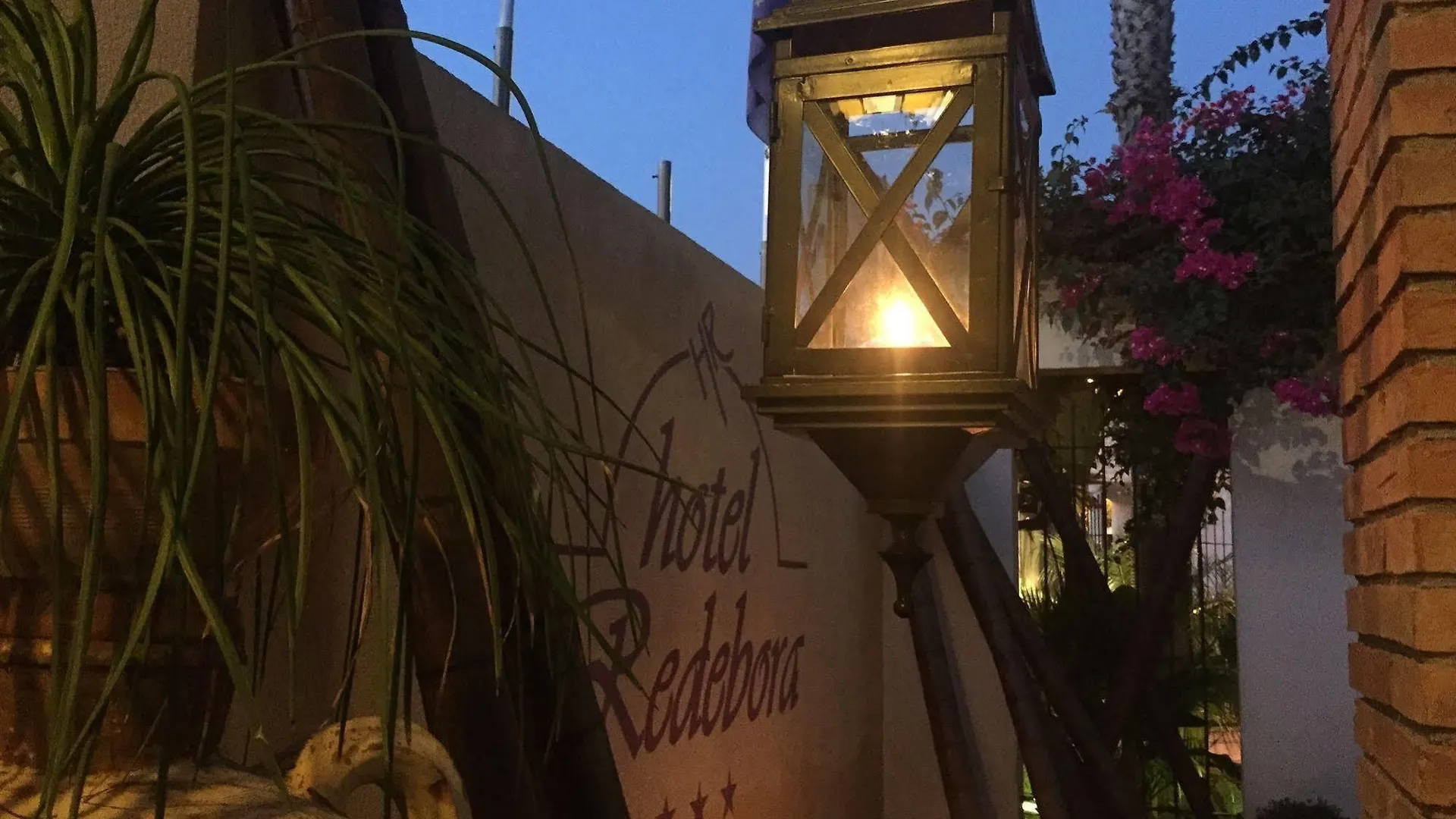 Hotel Redebora Torregrotta