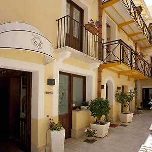 Cortile Merce Aparthotel