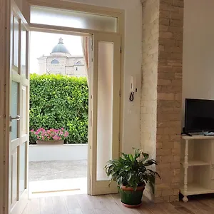 Appartamento A Casa Di Clementina Raffa